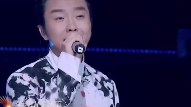 《一人我饮酒醉》戏曲版，李玉刚现场演唱，也是别有韵味啊