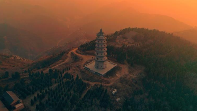 航拍蓝田竹篑寺山，一览白鹿平原，辋灞河川。