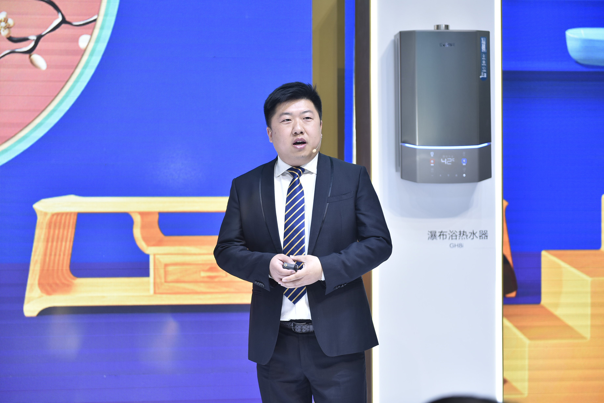 华帝AWE2019三款新品打造 “智尚”生活全新体验-家电圈官网