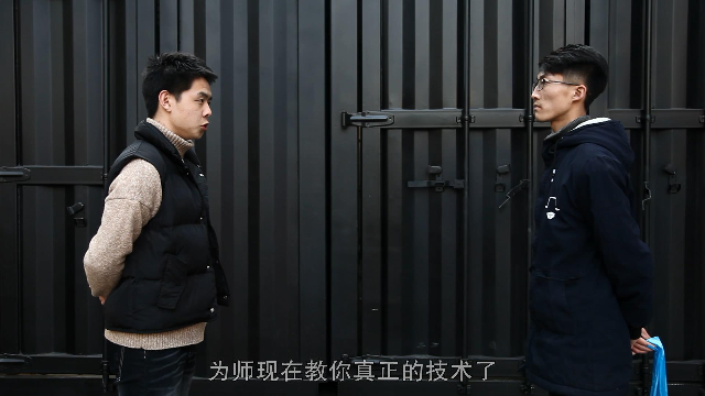 两个奇葩蠢贼故弄玄虚自作自受