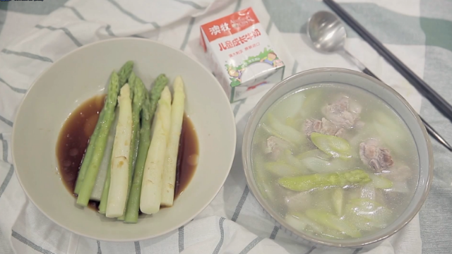 养胃芦笋排骨汤