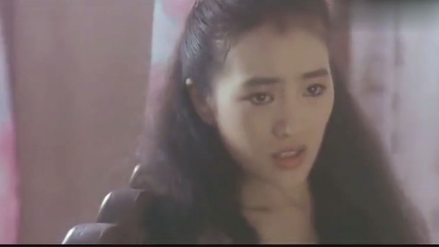 《赌侠》里，周星驰把“喜新厌旧”这个词演活了，可怜的妹子啊