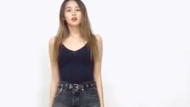 完真人的lisa-attention,小整版超级喜欢这支舞光美女图片姐姐性感屁股图片