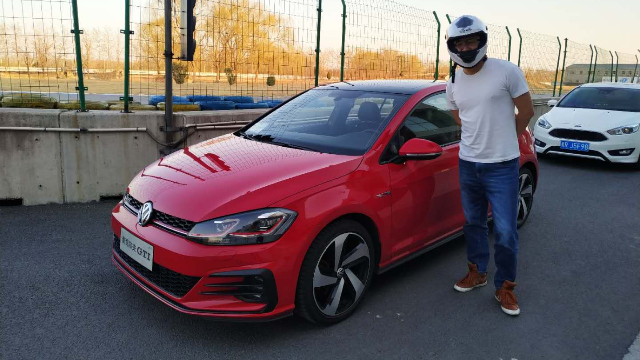 分秒试驾：不仅快还满载情怀和梦想的小钢炮大众高尔夫GTI