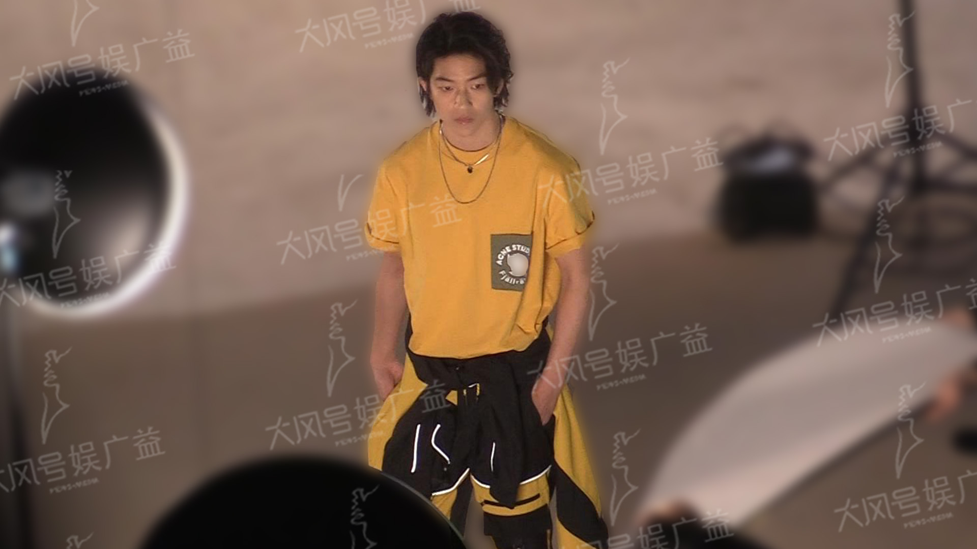 屈楚萧爆红后首次“带盐” 两大迹象证明他是钢铁直男