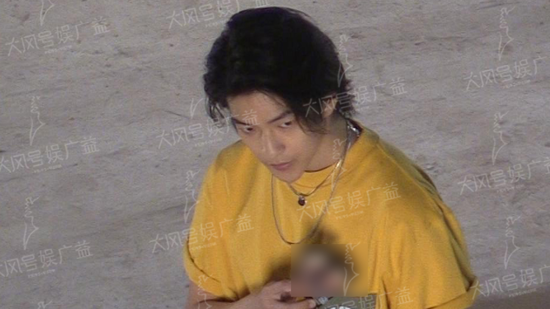 屈楚萧爆红后首次“带盐” 两大迹象证明他是钢铁直男