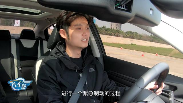 大家说车：专业教练试驾点评东风日产第七代天籁在同级别中的优势