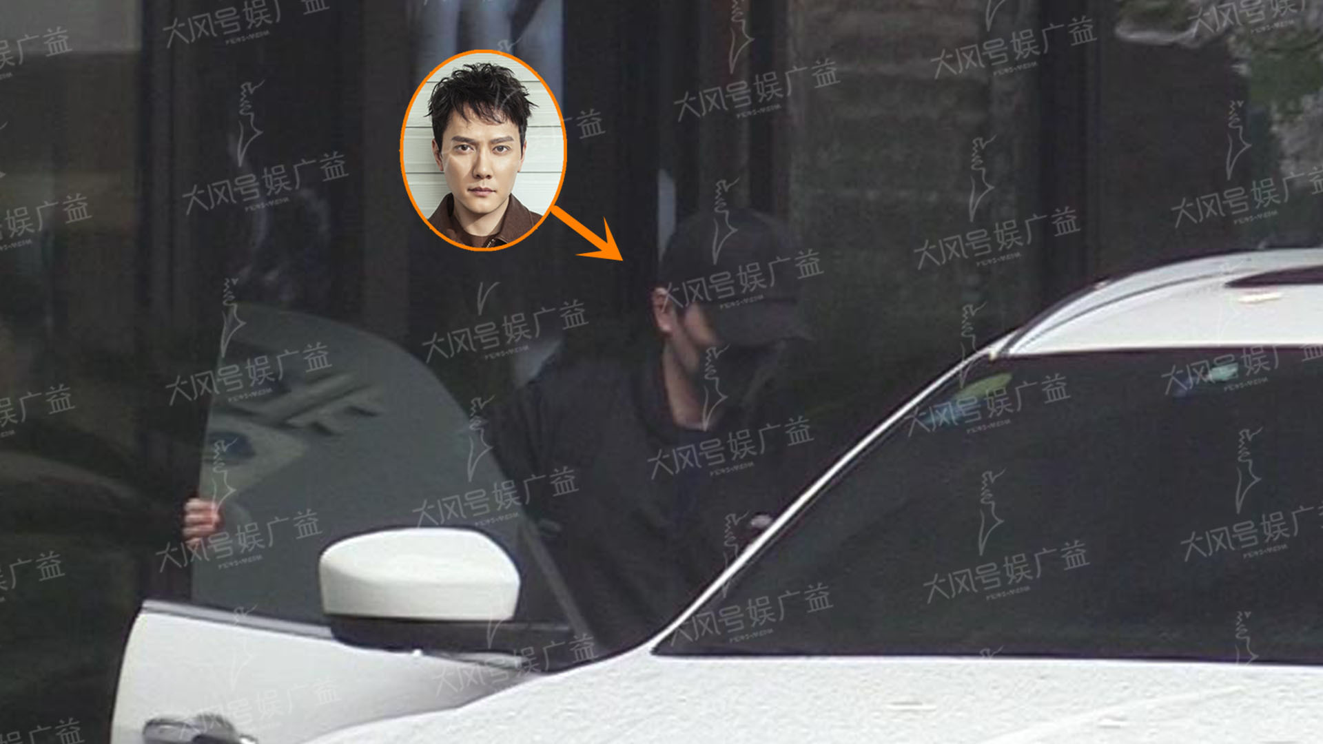 赵丽颖坐月子婆家无人出力 冯绍峰雨天到达父亲开豪车接送