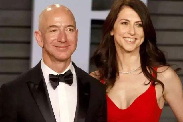 亚马逊CEO贝佐斯离婚后，妻子竟成为世界前三女富豪！