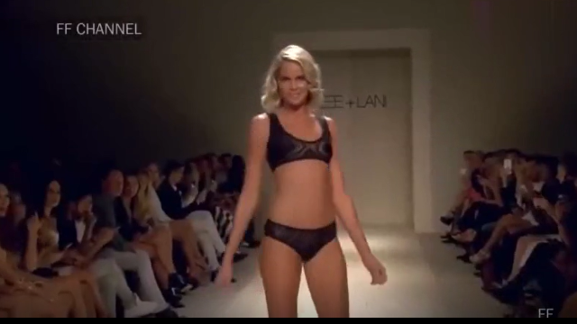 欧美时尚内衣秀，黑人白人，总有一款适合你的！