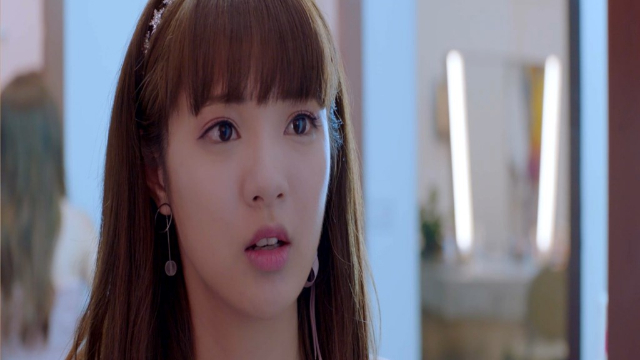 诗诗撞见落落女儿身，落落该如何守住自己的秘密！