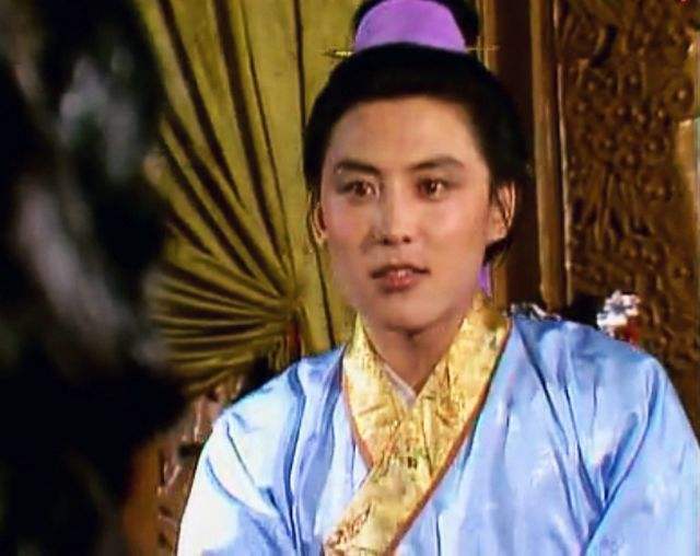 形成"母子关系,所以,不会生育儿子也不是她被贾琏休妻的主要原因
