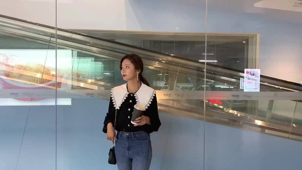 小姐姐这样穿搭超大胆，妥妥的欧美怀旧风