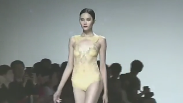 国际品牌内衣展，精彩有趣的超模走秀._凤凰网视频_凤凰网