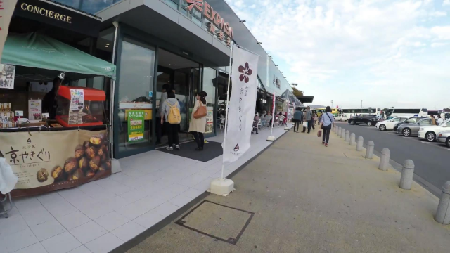 看看日本高速公路服务区，对比中国高速服务区，差别真的很大啊！