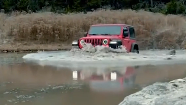 备胎后挂的SUV为何越来越少？老司机：那是花钱买罪受