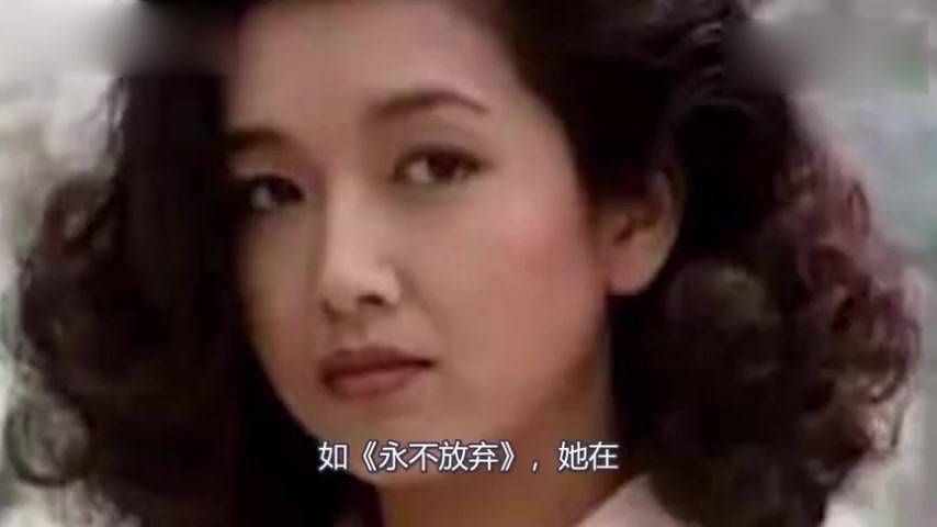 51岁江珊再遇真爱，小15岁的男友隔空喊话