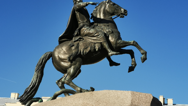 俄罗斯圣彼得堡涅瓦河畔彼得大帝青铜骑士像