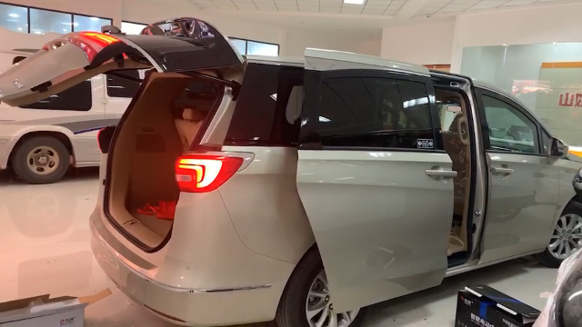 你不知道的别克GL8改装，车钥匙还可以这样用？