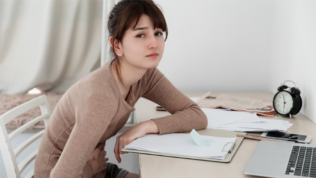 女人在月经期间,不要吃3种食物,再喜欢也要忍