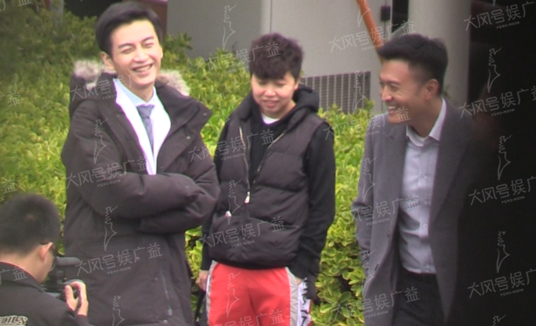 王子文与陈晓另类组合出道ta私下竟是大烟枪