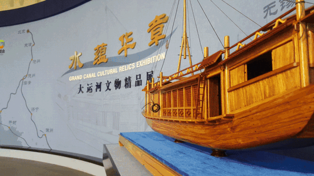 展览地点:苏州博物馆(忠王府楠木厅) 本次展览展出周莹华创作的20多