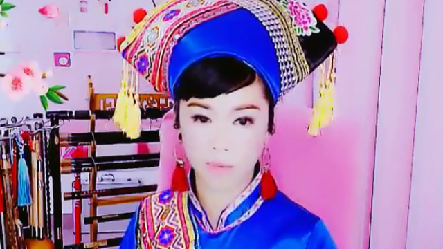 打开凤凰视频,缓存免流量观看