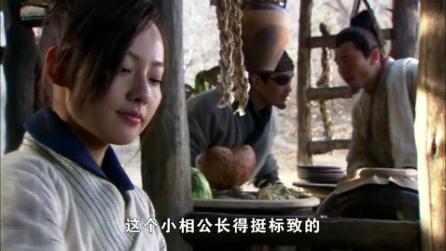 美女男扮女装被酒家调戏,把店小二暴揍一顿,没