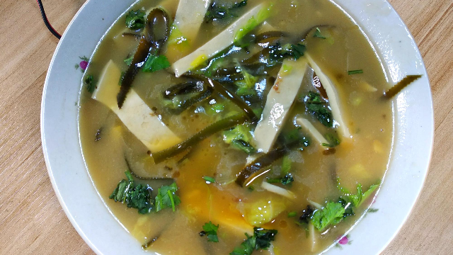 大厨教你白菜豆腐汤做法，操作简单，好吃又美味的特色美食