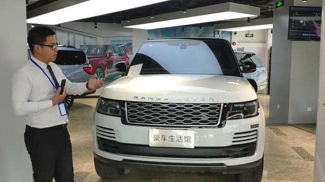 全新一代路虎揽胜行政HSE奢华颜值撞色车身设计揽胜颜值巅峰