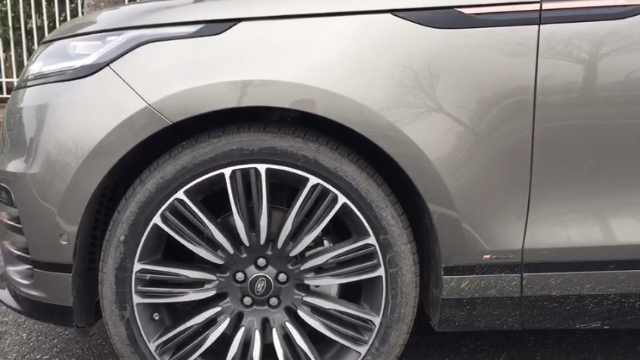 路虎星脉可变悬架功能展示