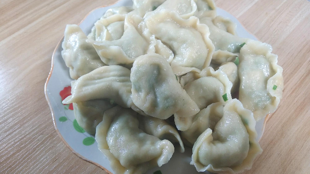 韭菜鸡蛋水饺馅怎么调好吃？教你这个家常做法，调出来的馅很香