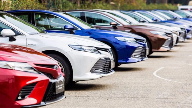 十万块的预算，买二手车还是新车好？