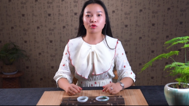 【翠多多翡翠】心爱的翡翠手镯突然断裂了，我们还能怎么做呢？
