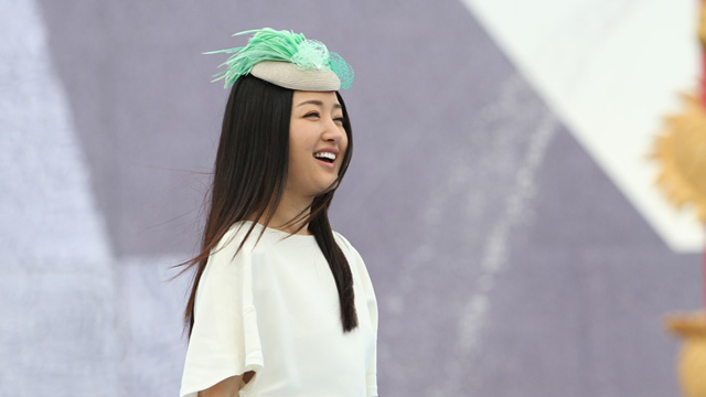 杨钰莹演唱会歌曲展播之湖北《泉水叮咚响》,