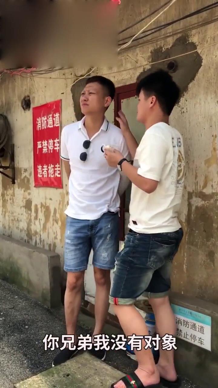广西老表搞笑视频，丈母娘发话了，没有这样东西别想和我闺女结婚