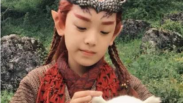 娱乐圈中最忙的童星，出道7年演60多部剧，如今小戏骨变成男神
