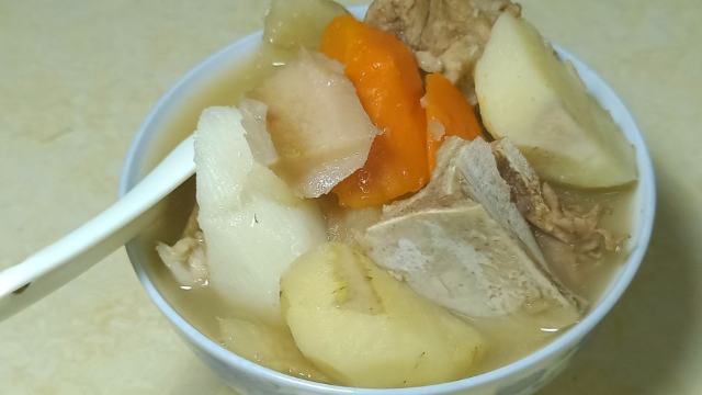 粉葛煲汤这样做真好喝，清热祛湿，鲜美清甜，多喝身体好