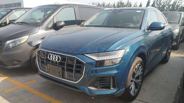 19款奥迪Q8加版科技银河蓝