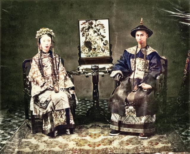19世纪60年代清朝独家上色肖像照,还原一个更加真实彩色的清朝