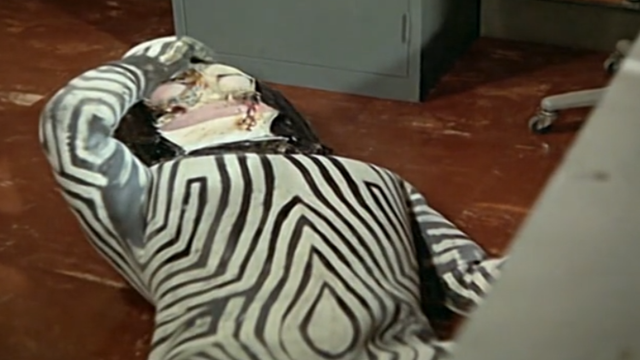 奥特曼童年阴影系列:史上最弱的宇宙人,连地球