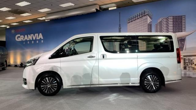 丰田全新MPV要入华，比埃尔法还大，关键不加价，下一个爆款？