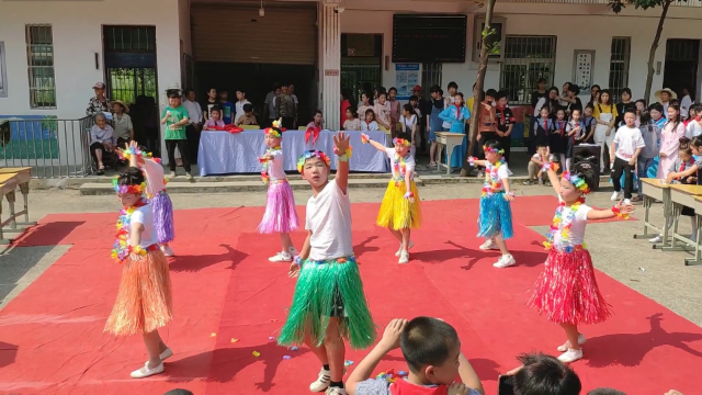 12.《海草舞》2019殷汇镇秀山小学六一文艺汇演