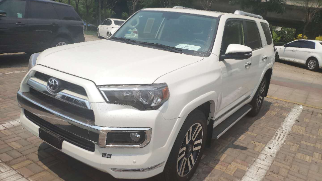 丰田超霸LTD、TRD、SR5天窗版配置售价