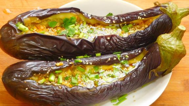 蒜蓉茄子的新做法，比红烧茄子都好吃！就怕你不会做！