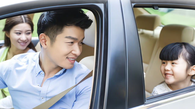 去除车内异味和毒气的小技巧