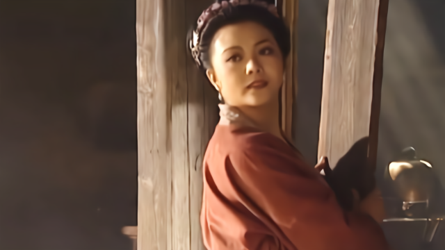 《水浒传》最传奇女英雄,征讨方腊立下奇功,结