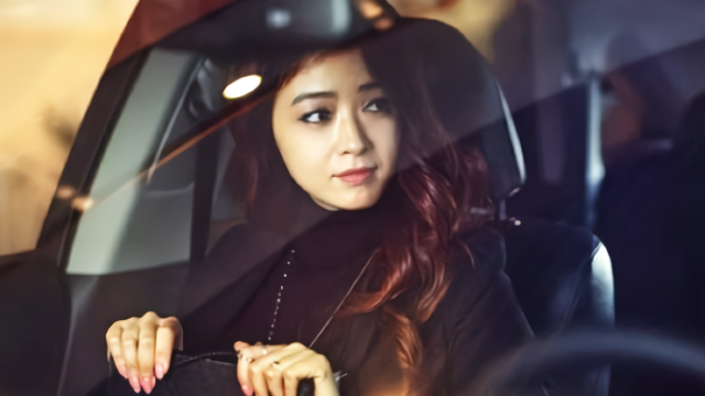 被刘涛吐槽情商低，韩红说娱乐圈无人敢潜！却让人心疼想给她打钱