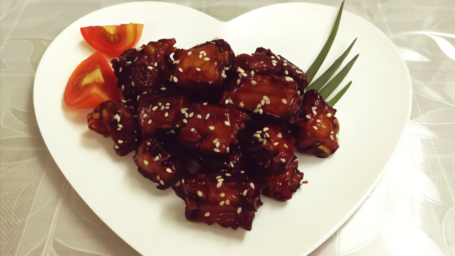 蜜汁红烧排骨，香甜像初恋！