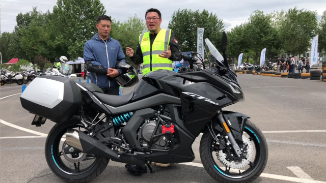 摩托VLOG：聊聊春风新车CF 650GT｜照摩镜